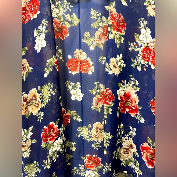 Fashion Nova Navy Floral Print Chiffon Kimono - Picture 3 of 7